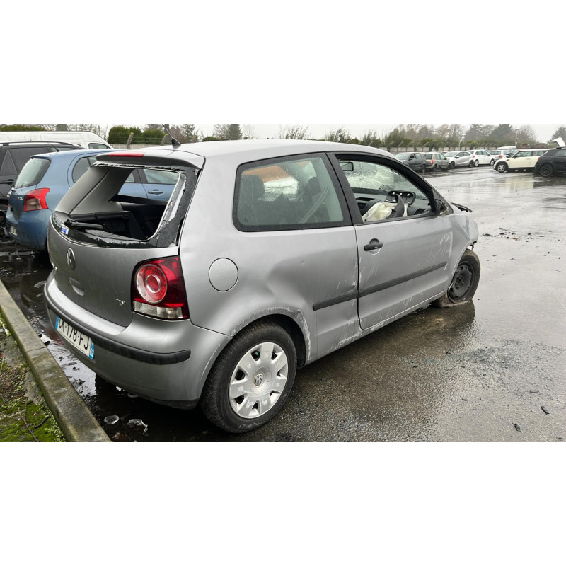 Serrure avant droit VOLKSWAGEN POLO 4 Photo n°7