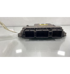 Calculateur moteur RENAULT SCENIC 2