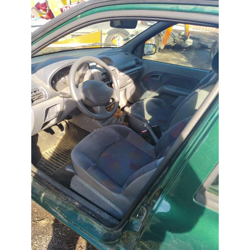 Calculateur moteur RENAULT CLIO 2 Photo n°10