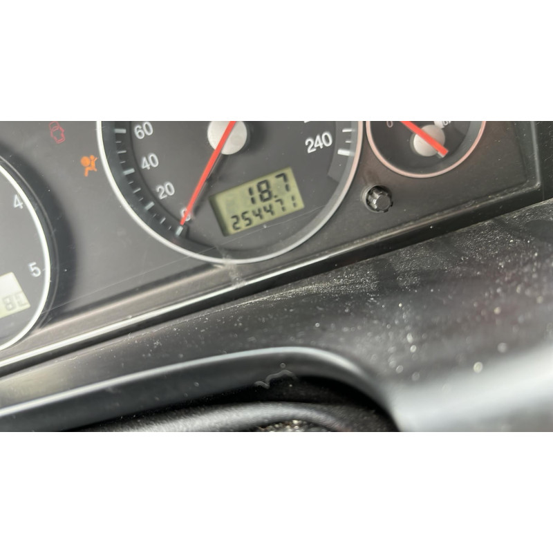 Malle/Hayon arriere FORD MONDEO 2 Photo n°12