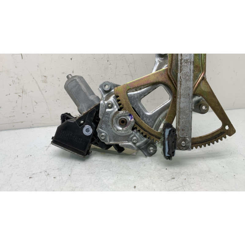 Leve vitre electrique avant gauche TOYOTA YARIS 2 Photo n°2