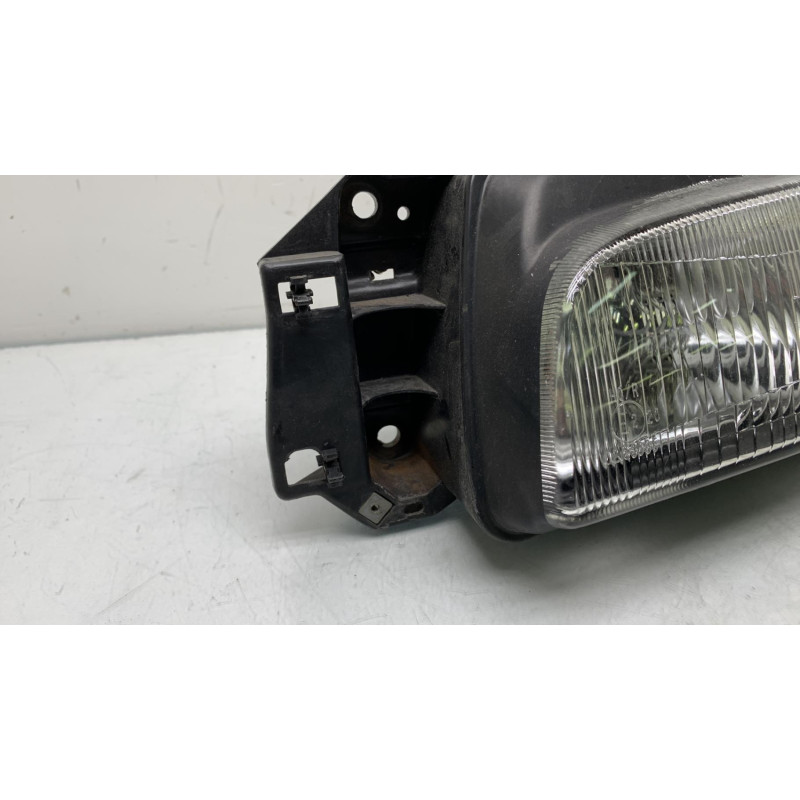 Optique avant principal gauche (feux)(phare) MAZDA 323 4 Photo n°2