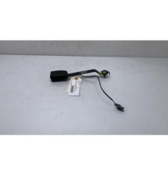 Attache ceinture avant droit RENAULT CLIO 4