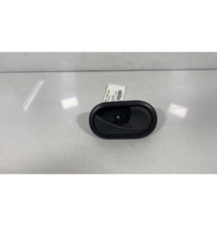 Poignee interieur avant droit RENAULT CLIO 3