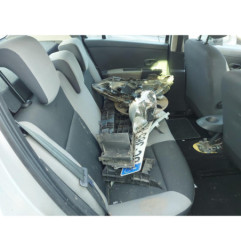 Poignee interieur avant droit RENAULT CLIO 3