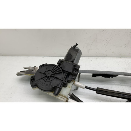 Leve vitre electrique avant droit RENAULT MEGANE 2 Photo n°1
