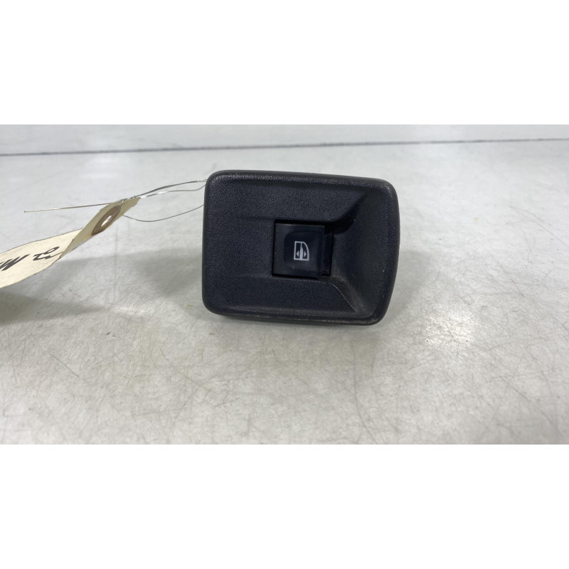 Interrupteur de leve vitre avant droit DACIA LODGY Photo n°3