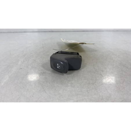 Interrupteur de leve vitre avant gauche RENAULT TWINGO 1