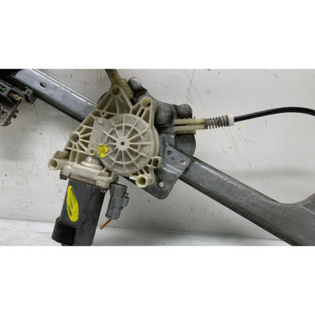 Leve vitre electrique avant droit PEUGEOT 206 Photo n°1