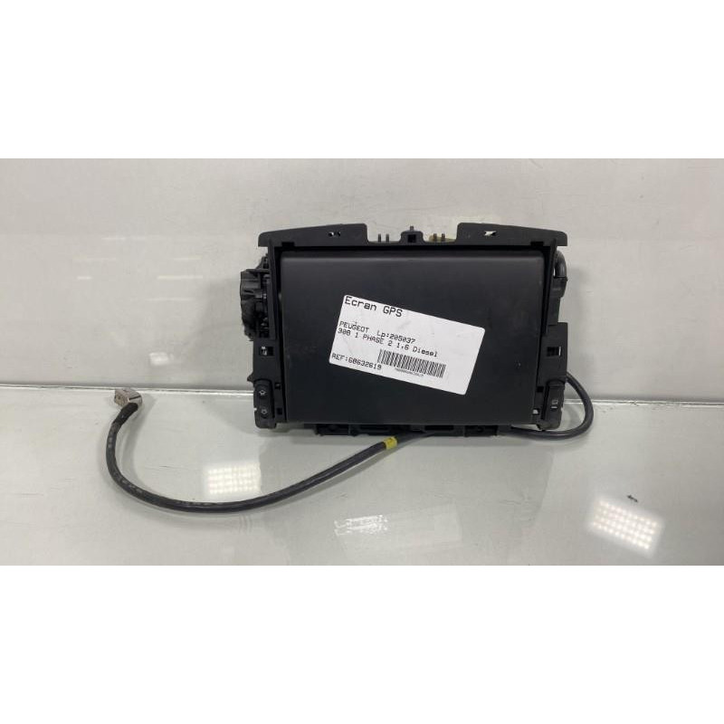 Ecran GPS PEUGEOT 308 1 Photo n°1