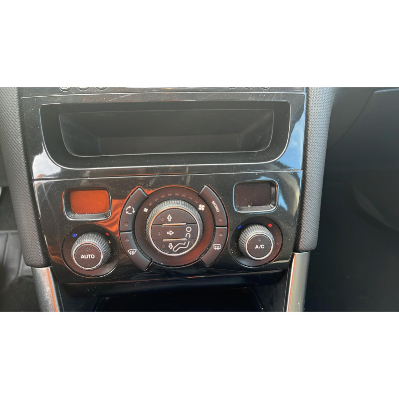 Ecran GPS PEUGEOT 308 1 Photo n°12