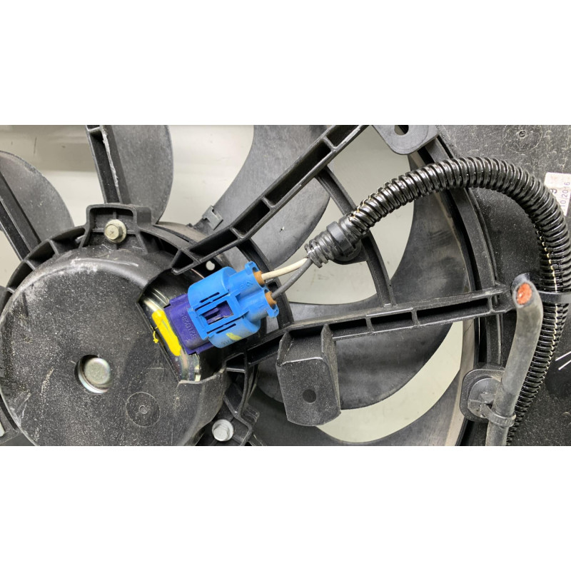 Moto ventilateur radiateur RENAULT CAPTUR 1 Photo n°3