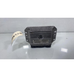 Calculateur moteur RENAULT MEGANE 2