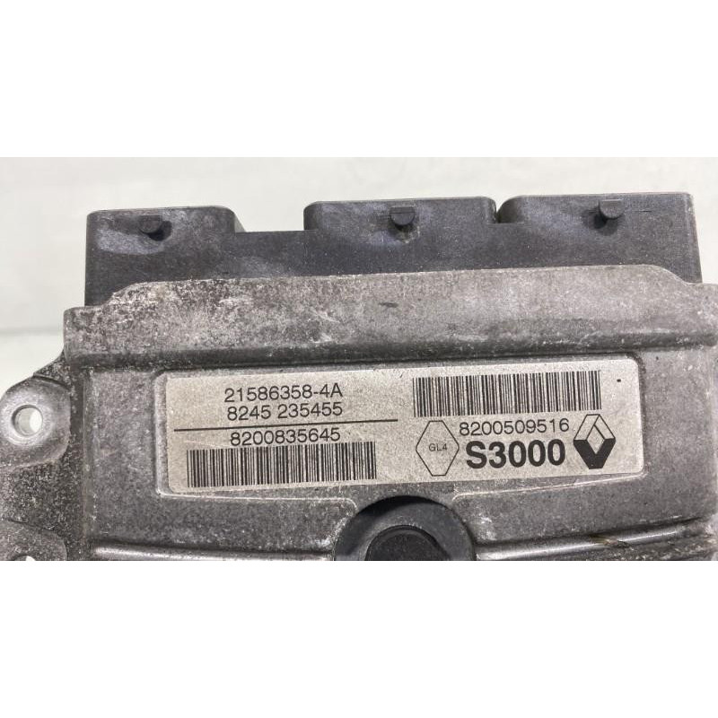 Calculateur moteur RENAULT MEGANE 2 Photo n°3