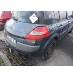 Calculateur moteur RENAULT MEGANE 2