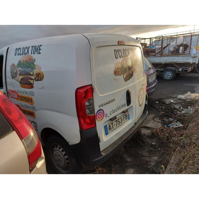 Capot PEUGEOT BIPPER Photo n°10