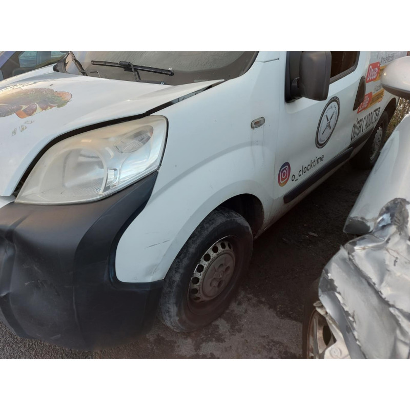 Capot PEUGEOT BIPPER Photo n°16