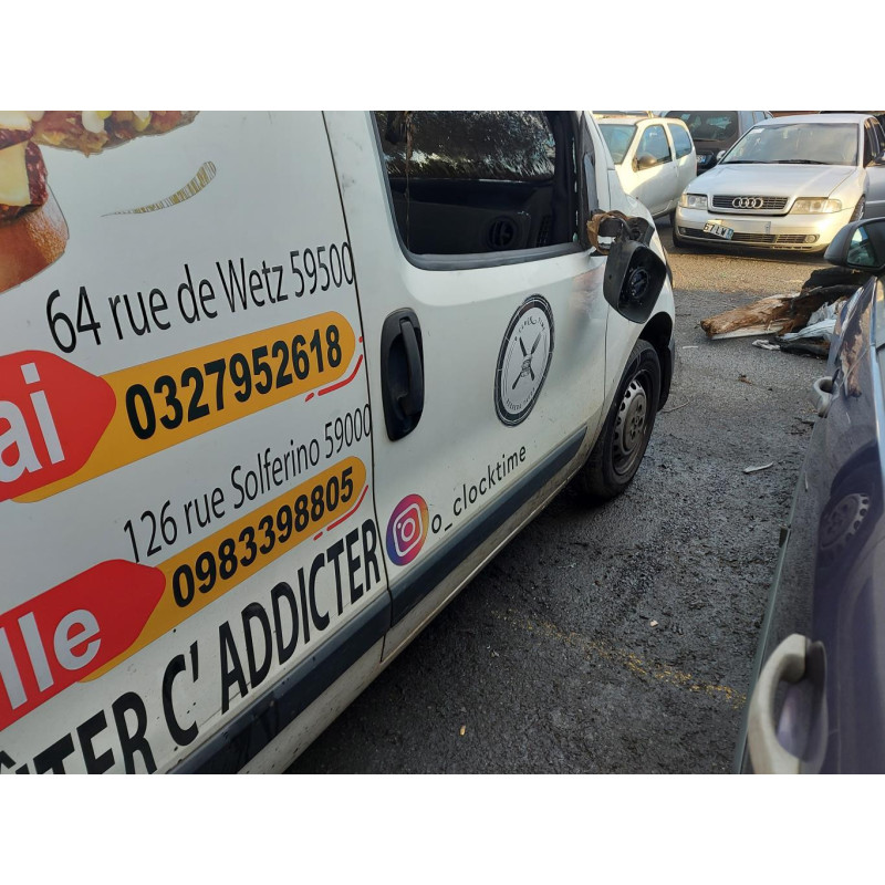 Capot PEUGEOT BIPPER Photo n°18