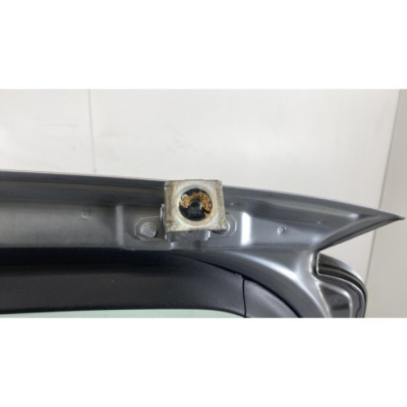 Malle/Hayon arriere FIAT CROMA 2