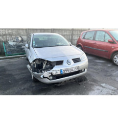 Calculateur moteur RENAULT MEGANE 2
