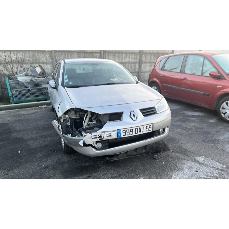 Calculateur moteur RENAULT MEGANE 2 Photo n°8