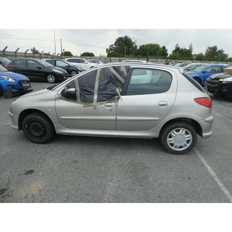 Pretensionneur de ceinture avant droit PEUGEOT 206 Photo n°7