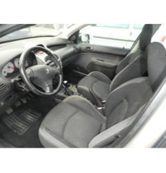 Pretensionneur de ceinture avant droit PEUGEOT 206