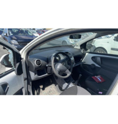 Pretensionneur de ceinture avant droit TOYOTA AYGO 1