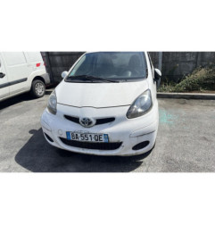 Pretensionneur de ceinture avant droit TOYOTA AYGO 1