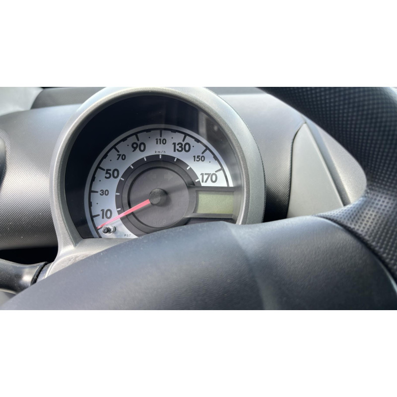Pretensionneur de ceinture avant droit TOYOTA AYGO 1 Photo n°16