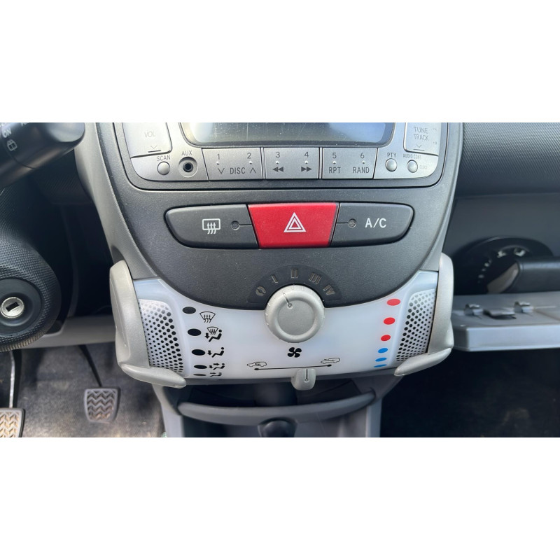Pretensionneur de ceinture avant gauche TOYOTA AYGO 1 Photo n°11