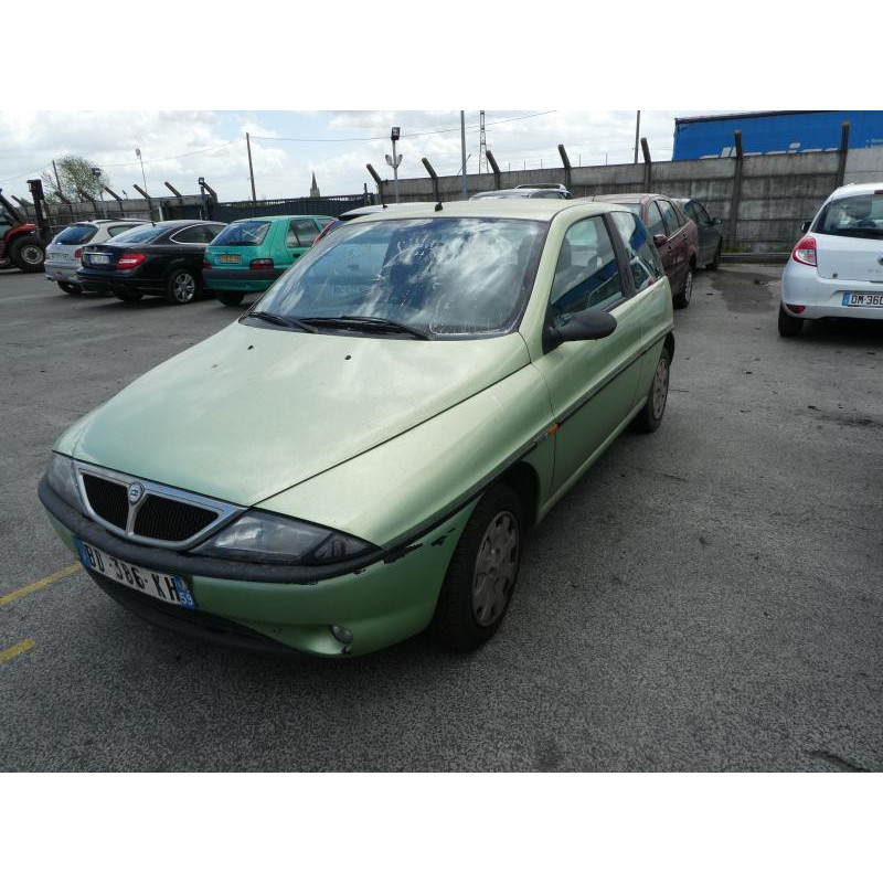 Capot LANCIA YPSILON 3 Photo n°11