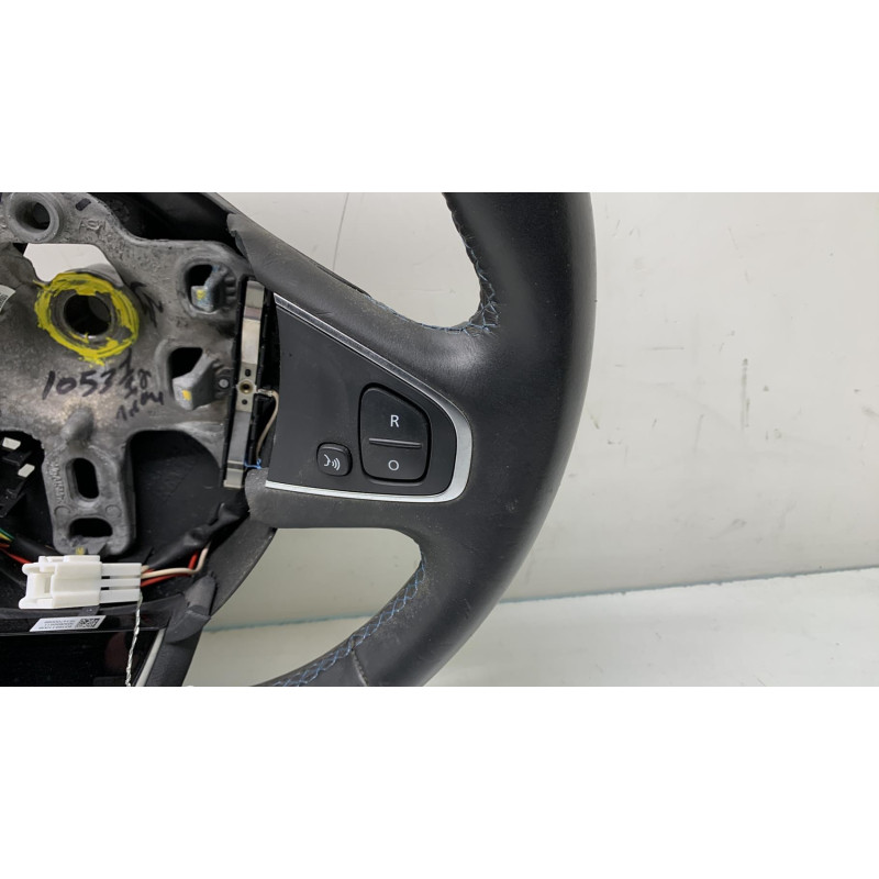 Volant RENAULT CAPTUR 1 Photo n°5