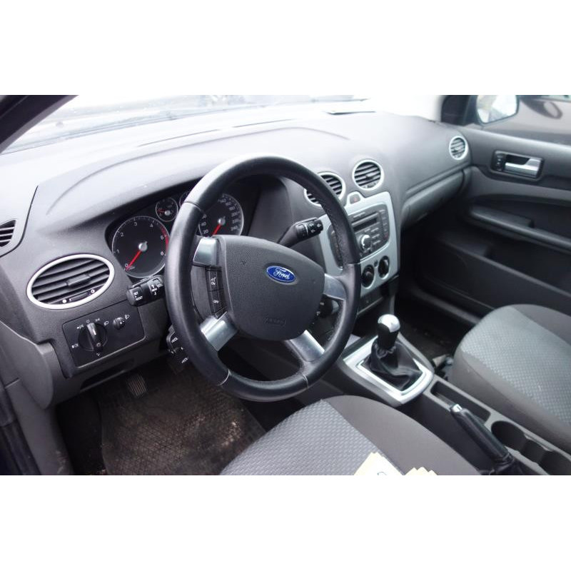 Feu arriere stop central FORD FOCUS 2 Photo n°8