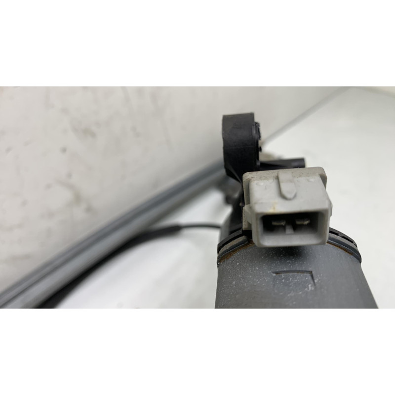 Leve vitre electrique avant gauche FIAT ULYSSE 1 Photo n°3