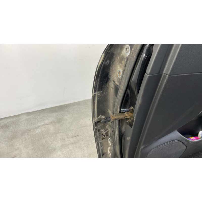 Porte avant droit TOYOTA AVENSIS 2 Photo n°3