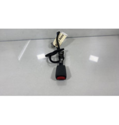 Attache ceinture avant gauche TOYOTA AVENSIS 2