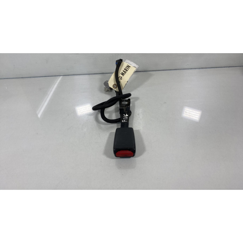 Attache ceinture avant gauche TOYOTA AVENSIS 2 Photo n°3