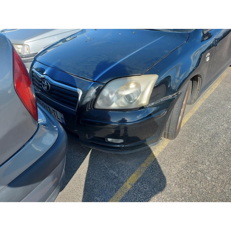 Bouton de warning TOYOTA AVENSIS 2 Photo n°7