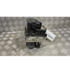Bloc ABS (freins anti-blocage) TOYOTA AVENSIS 2
