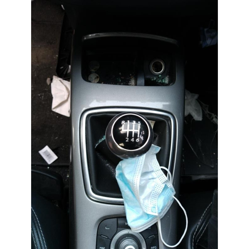 Vitre avant gauche RENAULT LAGUNA 3 Photo n°4