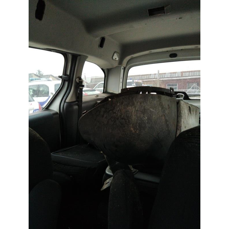 Porte laterale gauche CITROEN BERLINGO 2 Photo n°8