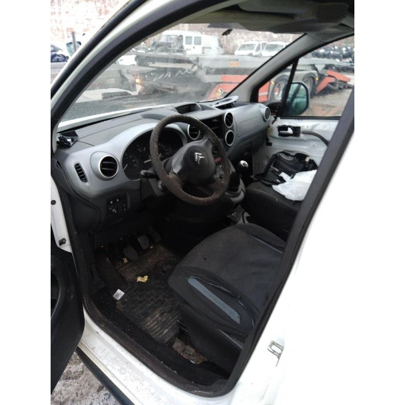 Porte laterale gauche CITROEN BERLINGO 2 Photo n°15