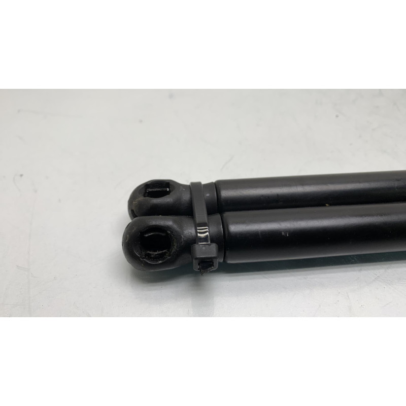 Verin de capot VOLKSWAGEN TOUAREG 1 Photo n°3