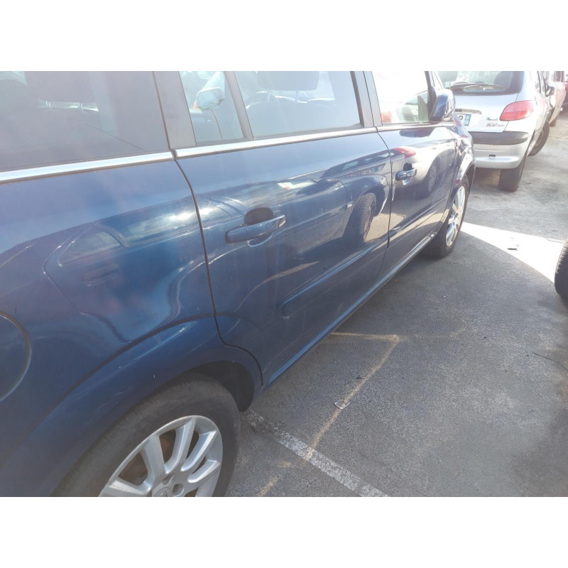 Serrure avant gauche OPEL ZAFIRA B Photo n°9