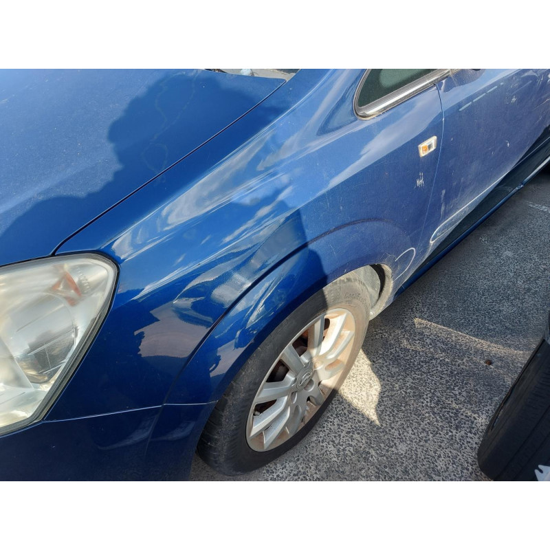 Serrure avant gauche OPEL ZAFIRA B Photo n°19