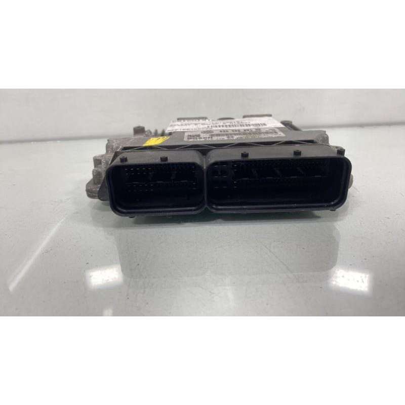 Calculateur moteur VOLKSWAGEN PASSAT 5 Photo n°3