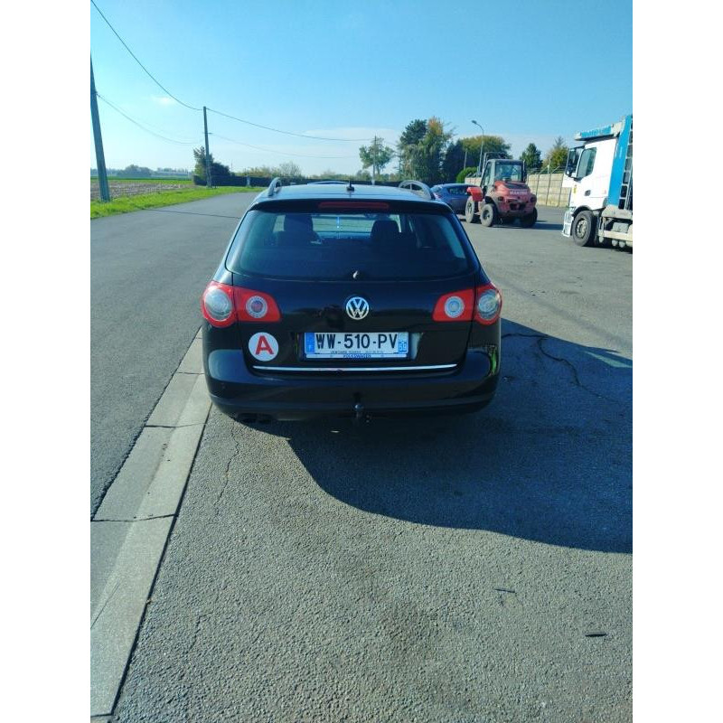 Calculateur moteur VOLKSWAGEN PASSAT 5 Photo n°8