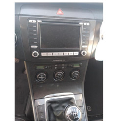 Calculateur moteur VOLKSWAGEN PASSAT 5