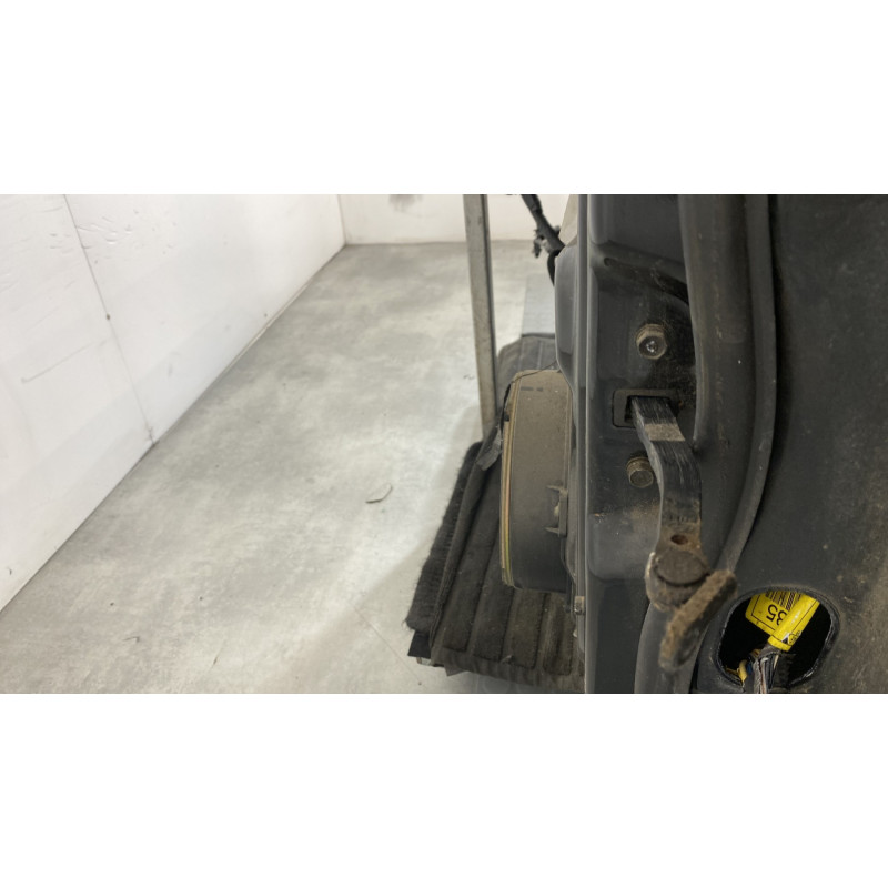 Porte avant gauche HYUNDAI TRAJET Photo n°4